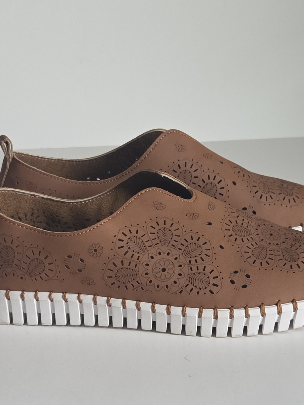 Italina Brown Floral Laser-Cut Out Comfort Flats Size 7